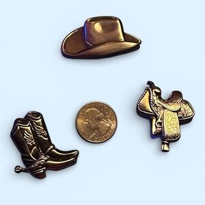 Silver metal Western Hat, Boots, and Saddle button cover Set
